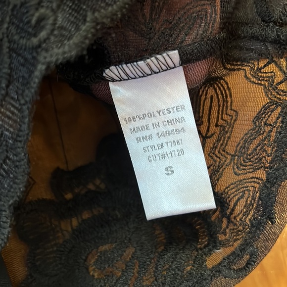 Windsor Black Sheer Butterfly Crop Top Small - Picture 3 of 5